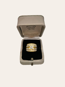 Geelgouden ring met grote diamant