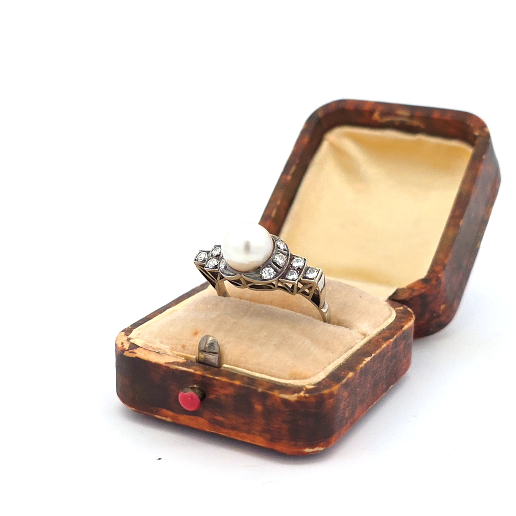 Antieke 14k witgouden ring met een parel en diamanten