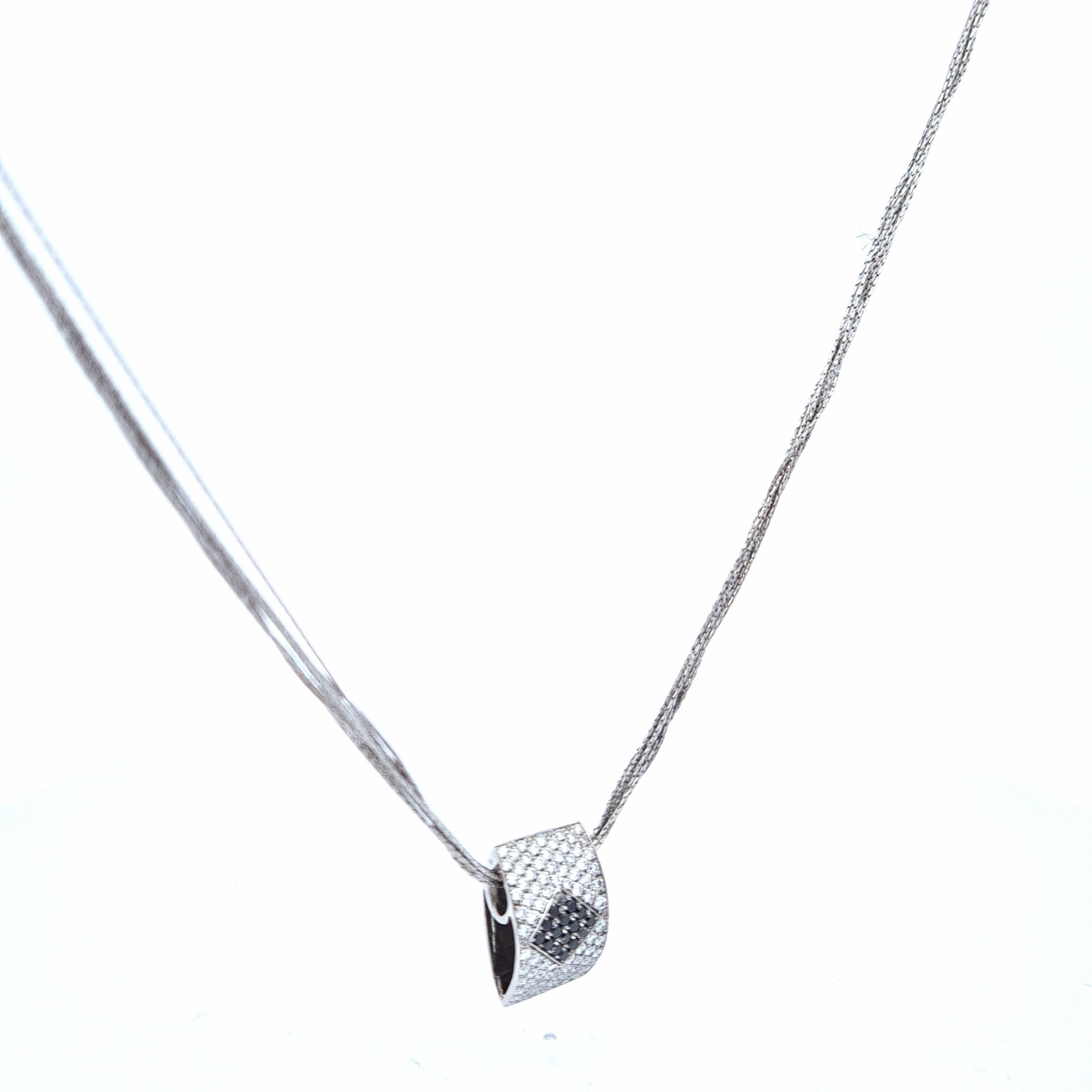 18k witgouden collier met diamanten hanger