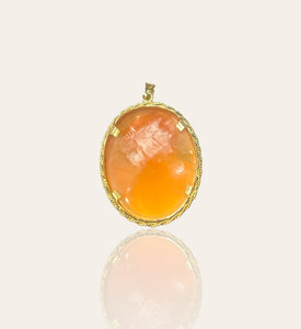Antique cameo pendant in 14 kt frame
